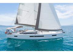 Jeanneau Sun Odyssey 490 GEN & A/C (sailing yacht)